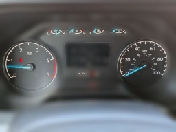 Ford Super Duty F-350 SRW XL 4WD Crew Cab 8' Box 2026