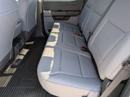 Ford Super Duty F-350 SRW XL 4WD Crew Cab 8' Box 2026