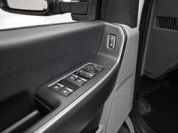 Ford Super Duty F-350 SRW XL 4WD Crew Cab 8' Box 2026