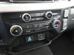 Ford Super Duty F-350 SRW XL 4WD Crew Cab 8' Box 2026