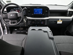 Ford Super Duty F-350 SRW XL 4WD Crew Cab 8' Box 2026