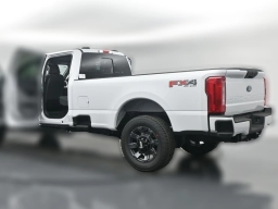 Ford Super Duty F-350 SRW XL 4WD Crew Cab 8' Box 2026