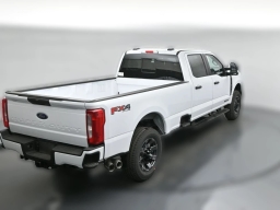 Ford Super Duty F-350 SRW XL 4WD Crew Cab 8' Box 2026