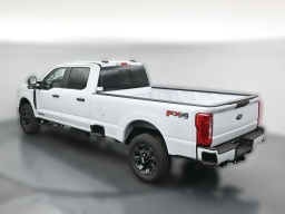 Ford Super Duty F-350 SRW XL 4WD Crew Cab 8' Box 2026