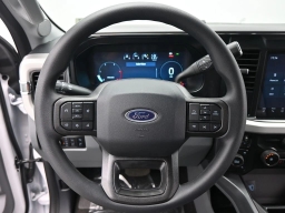 Ford Super Duty F-350 SRW XLT 4WD Crew Cab 8' Box 2026