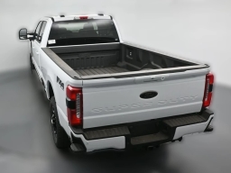 Ford Super Duty F-350 SRW XLT 4WD Crew Cab 8' Box 2026