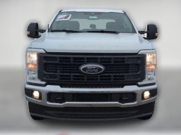 Ford Super Duty F-350 SRW XL 4WD Crew Cab 6.75' Box 2026