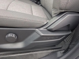 Ford Super Duty F-350 SRW XL 4WD Crew Cab 6.75' Box 2026