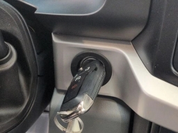 Ford Super Duty F-350 SRW XL 4WD Crew Cab 6.75' Box 2026