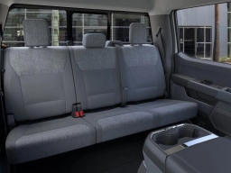 Ford Super Duty F-350 SRW XLT 4WD Crew Cab 8' Box 2026