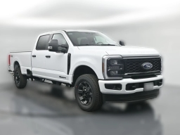 Ford Super Duty F-350 SRW XL 4WD Crew Cab 8' Box 2026