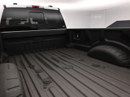 Ford Super Duty F-350 SRW XLT 4WD Crew Cab 8' Box 2026