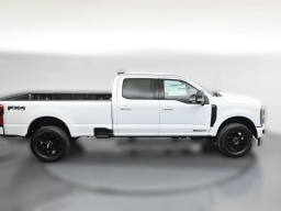 Ford Super Duty F-350 SRW XLT 4WD Crew Cab 8' Box 2026