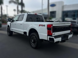 Ford Super Duty F-350 SRW Platinum 4WD Crew Cab 6.75' Box 2026