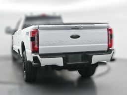 Ford Super Duty F-350 SRW XLT 4WD Crew Cab 8' Box 2026