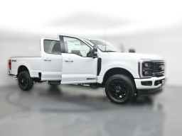 Ford Super Duty F-350 SRW XLT 4WD Crew Cab 8' Box 2026