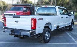 Ford Super Duty F-350 SRW XL 4WD Crew Cab 8' Box 2026