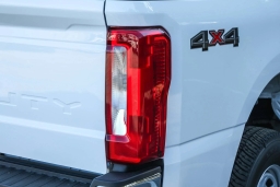 Ford Super Duty F-350 SRW XL 4WD Crew Cab 8' Box 2026