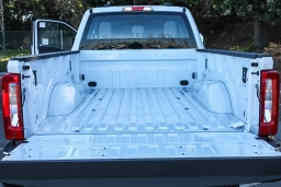 Ford Super Duty F-350 SRW XL 4WD Crew Cab 8' Box 2026