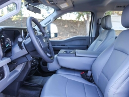 Ford Super Duty F-350 SRW XL 4WD Crew Cab 8' Box 2026