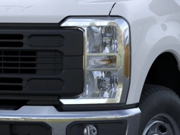 Ford Super Duty F-350 SRW XL 4WD Crew Cab 8' Box 2026