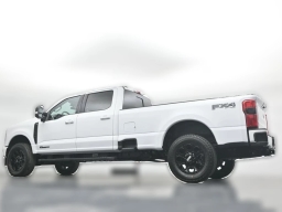 Ford Super Duty F-350 SRW XLT 4WD Crew Cab 8' Box 2026