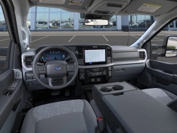 Ford Super Duty F-350 SRW XLT 4WD Crew Cab 6.75' Box 2026