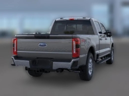 Ford Super Duty F-350 SRW XLT 4WD Crew Cab 6.75' Box 2026
