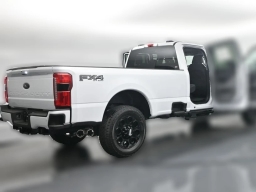 Ford Super Duty F-350 SRW XLT 4WD Crew Cab 8' Box 2026