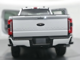 Ford Super Duty F-350 SRW XLT 4WD Crew Cab 8' Box 2026