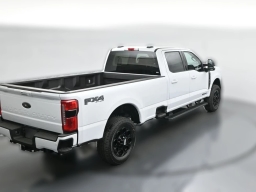Ford Super Duty F-350 SRW XLT 4WD Crew Cab 8' Box 2026