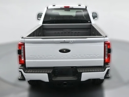 Ford Super Duty F-350 SRW XLT 4WD Crew Cab 8' Box 2026