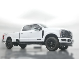 Ford Super Duty F-350 SRW XLT 4WD Crew Cab 8' Box 2026