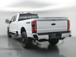 Ford Super Duty F-350 SRW XLT 4WD Crew Cab 8' Box 2026