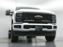 Ford Super Duty F-350 SRW XLT 4WD Crew Cab 8' Box 2026