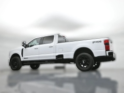 Ford Super Duty F-350 SRW XLT 4WD Crew Cab 8' Box 2026