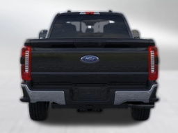 Ford Super Duty F-350 SRW XLT 4WD Crew Cab 8' Box 2026