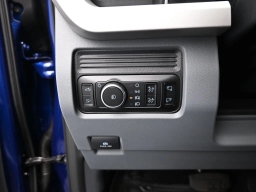 Ford Super Duty F-350 SRW XLT 4WD Crew Cab 8' Box 2026