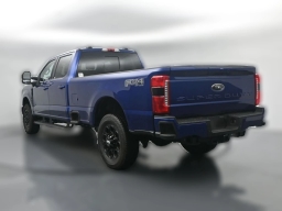 Ford Super Duty F-350 SRW XLT 4WD Crew Cab 8' Box 2026