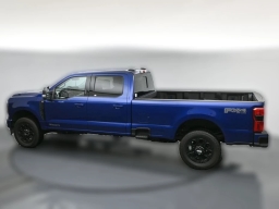 Ford Super Duty F-350 SRW XLT 4WD Crew Cab 8' Box 2026
