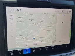 Ford Super Duty F-350 DRW LARIAT 4WD Crew Cab 8' Box 2025