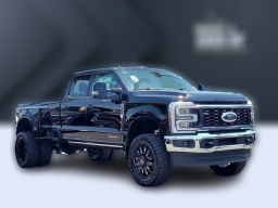 Ford Super Duty F-350 DRW LARIAT 4WD Crew Cab 8' Box 2025