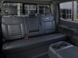 Ford Super Duty F-350 DRW Platinum 4WD Crew Cab 8' Box 2025