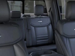 Ford Super Duty F-350 DRW Platinum 4WD Crew Cab 8' Box 2025