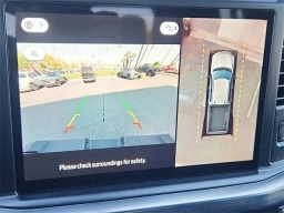 Ford Super Duty F-350 DRW LARIAT 4WD Crew Cab 8' Box 2025