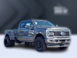 Ford Super Duty F-350 DRW Platinum 4WD Crew Cab 8' Box 2025