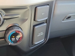 Ford Super Duty F-350 DRW XLT 4WD Crew Cab 8' Box 2026