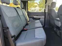 Ford Super Duty F-350 DRW XLT 4WD Crew Cab 8' Box 2026