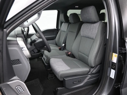 Ford Super Duty F-350 DRW XLT 4WD Crew Cab 8' Box 2026