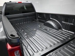 Ford Super Duty F-350 DRW XLT 4WD Crew Cab 8' Box 2026